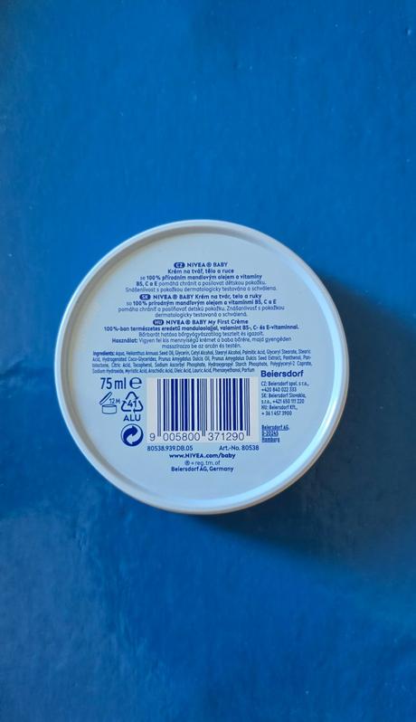 Nivea baby,