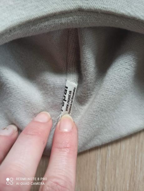 Sivé čiapky, repal,104