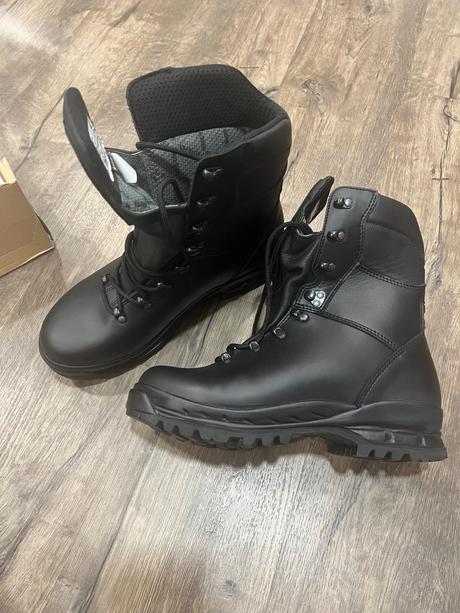 Vojenske kanady goretex, 41