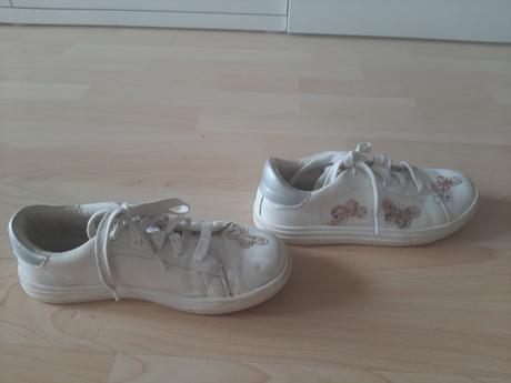 Dievčenské botasky, baťa,32