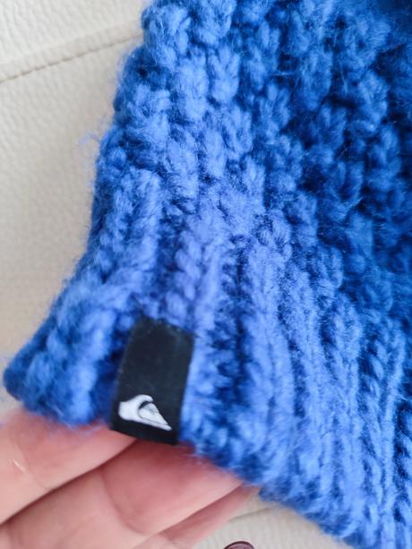 Čiapka na zimu, quiksilver