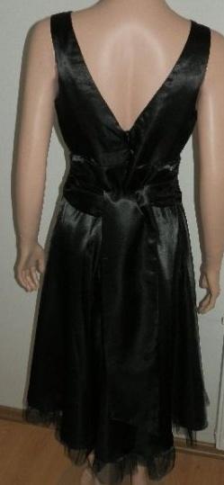 Luxusné čierne kokteilové šaty b. younq d, 38