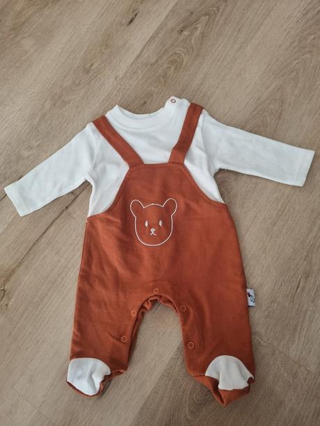 3x body + nohavice veľ. 62, f&f,62