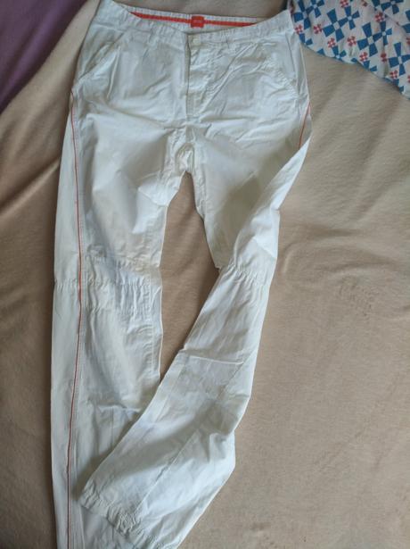 Hugo boss biele nohavice, m