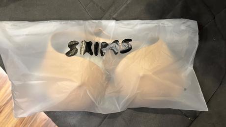 Skims podprsenka nipple ultimate bra 32c, 70c