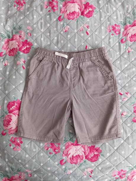 Šortky, f&f,140