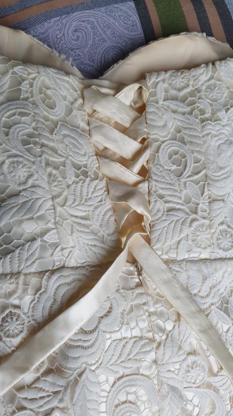 Krémové krajkové šaty, grace,36