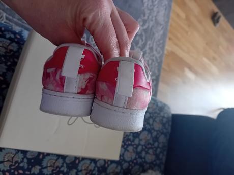 Topánky superstar, adidas,22
