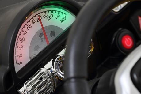 Elektrické autíčko smart for two čierne, kožené se,