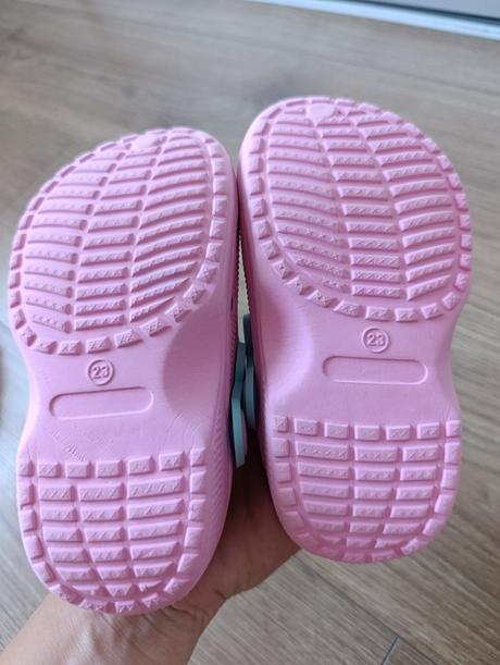 Kroksy (sandále, šľapky) 23, 23