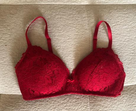 Červená čipkovaná push-up podprsenka, 75 a, takko,75a