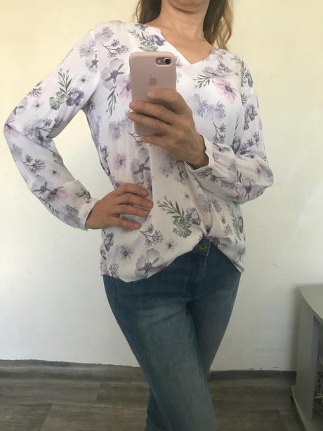 Biela príjemne ľahká blúzka, m / s