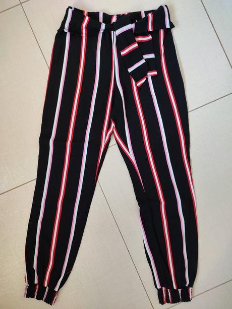 Ľahké nohavice, primark,134