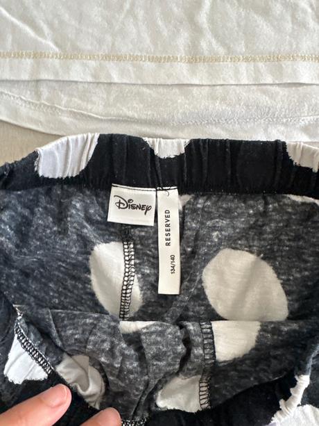 Pyzamko reserved 134/140, reserved,134