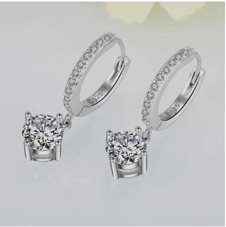 Strieborné náušničky so zircónmi,