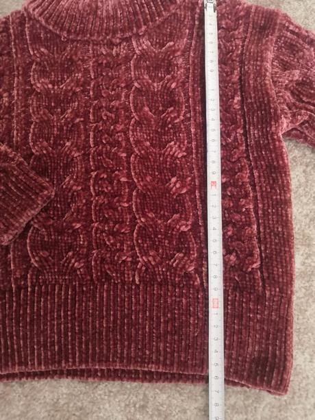 Žinilkovy svetrik, s poštou, c&a,104