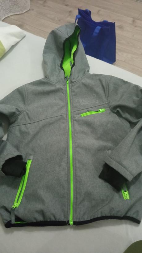 Sofshellova bunda 134/140, kik,134