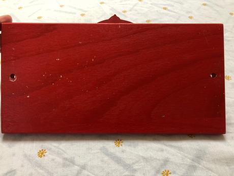 Vešiak krtko drevený,