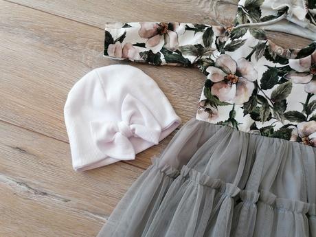 Šaty pre princeznú +čiapky, 68