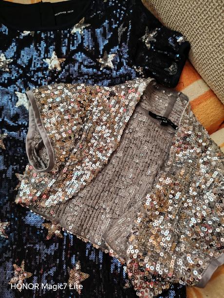 Trblietavé šaty a bolerko, reserved,152