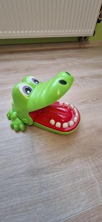 Spoločenská hra krokodíl,