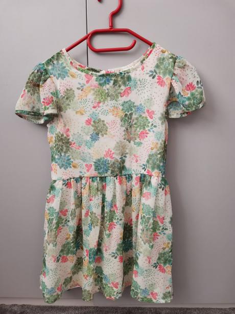 Letné šatičky, 134