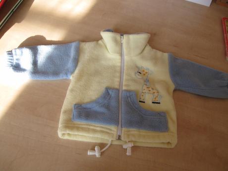 Mikinka so žirafkou, 74, 74