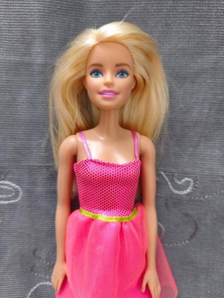 Bábika barbie, 