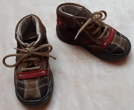 Topánky, slovobuv,25