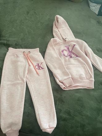 Teplakova súprava, 110