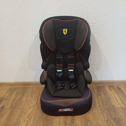 Predám autosedačku, ferrari