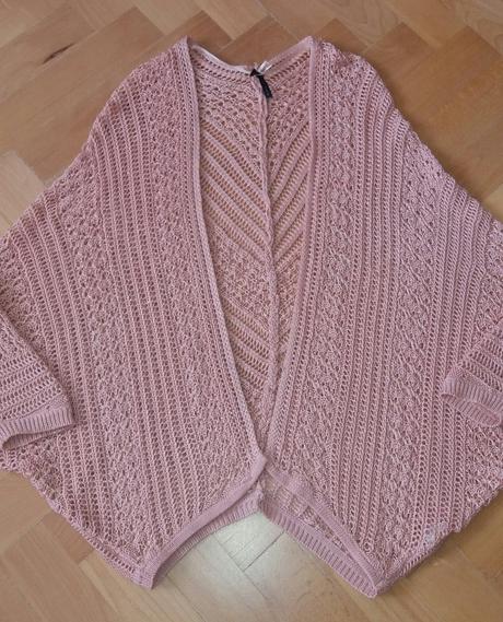 Kardigan, atmosphere,36