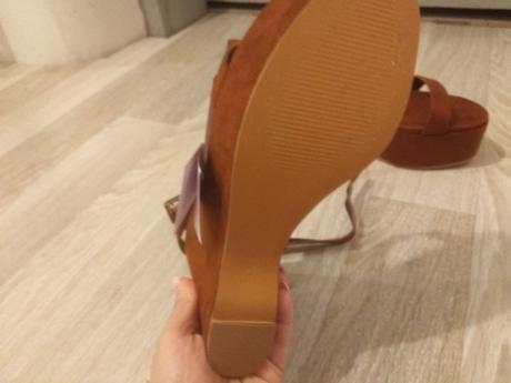 Hnede sandalky na platforme, 40