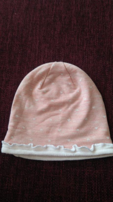 Tenká čiapočka, 62