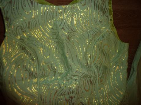 Spoločenský komplet, 36