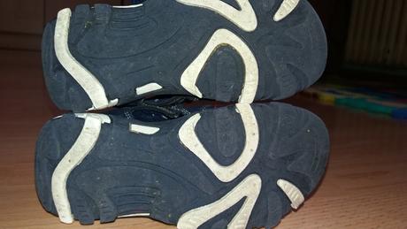 Chlapčenské sandálky, 24