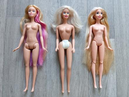 Barbie bábiky,