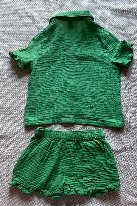 Zelený mušelínový set, 104, 104