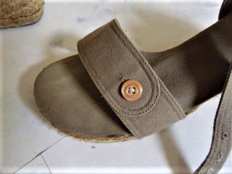 Naturálne sandálky na klíne, 38