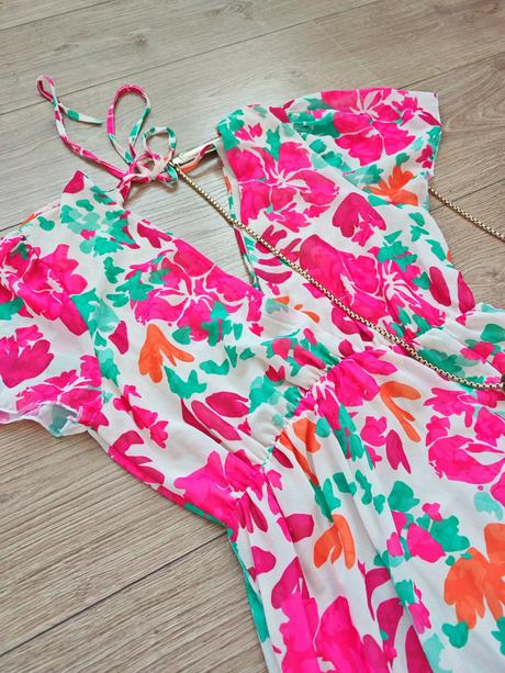 Nádherné letné šaty, m