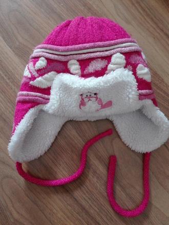 Hruba a tepla ciapka, 98