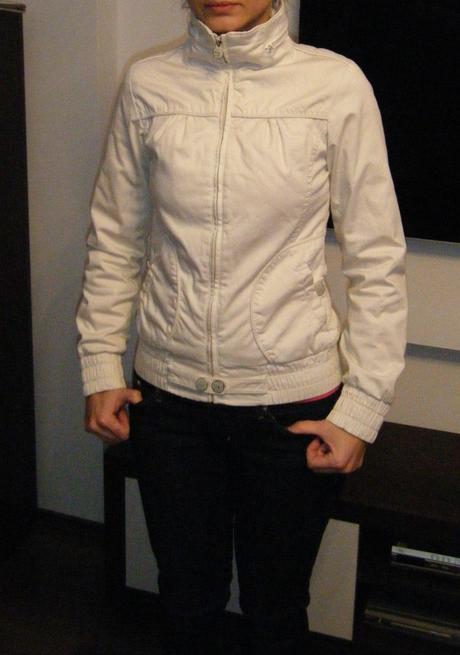 Moderna bundicka znacky bershka, bershka,s