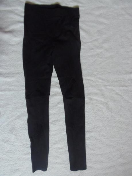 Nohavice - prestrih na kolenách, xs