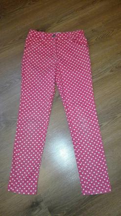 Nohavice so srdiečkami, 128