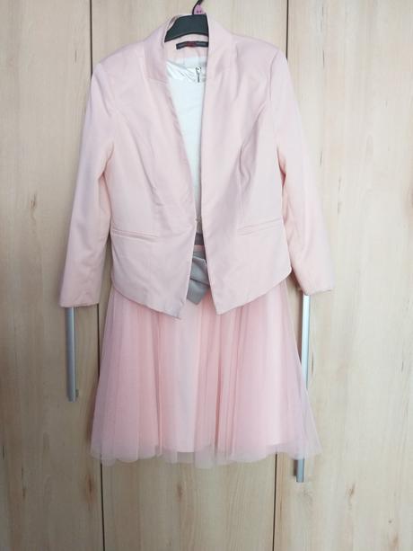 Spoločenské šaty pre dievča, 36