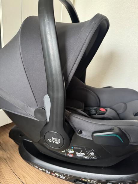 Britax römer autosedačka set baby-safe core + zákl, britax