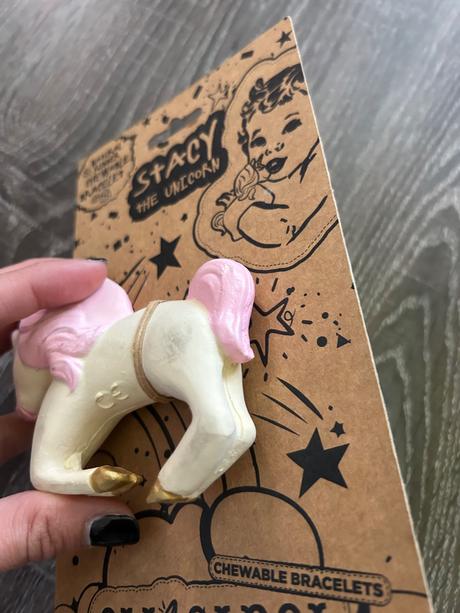 Oli&carol hryzatko jednorožec nove, 