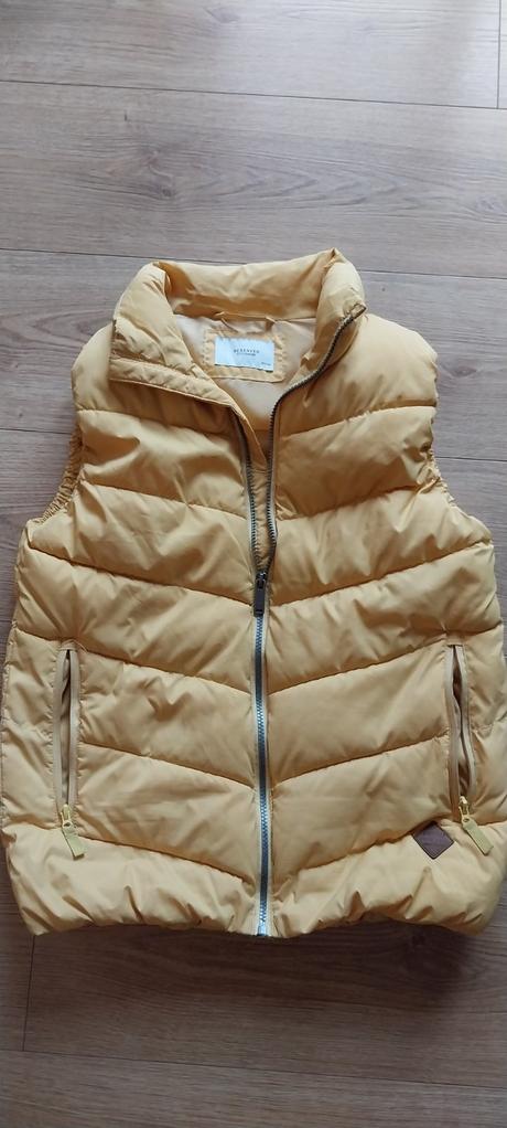 Vesta, vatovaná reserved,  158, top stav, reserved,158