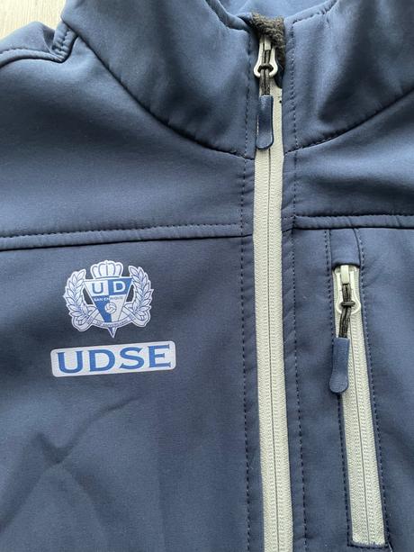 Softshellová bunda, 152