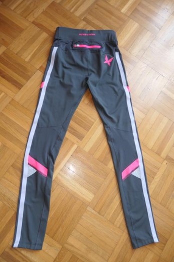 Kari traa perfektne, kvalitne, sportove funkcne xs, xs